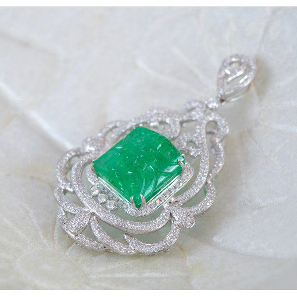 Gold Carved Emerald Pendant